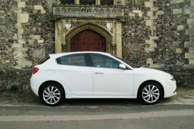 Used 2013 Alfa Romeo Giulietta Hatchback | £18,290 - Image 1/3