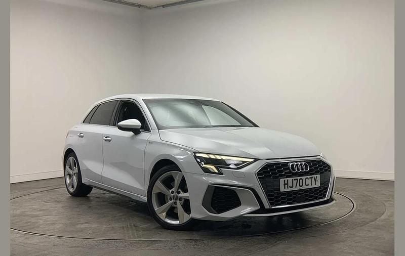 Used Audi A3 S-Line 147 HP (108 kW) 2020 White Sedan