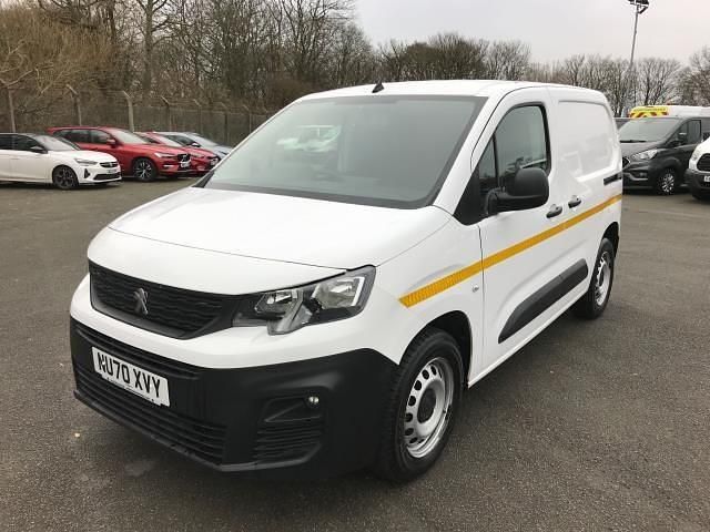 Begagnad Peugeot Partner 2020 Vit Minibuss