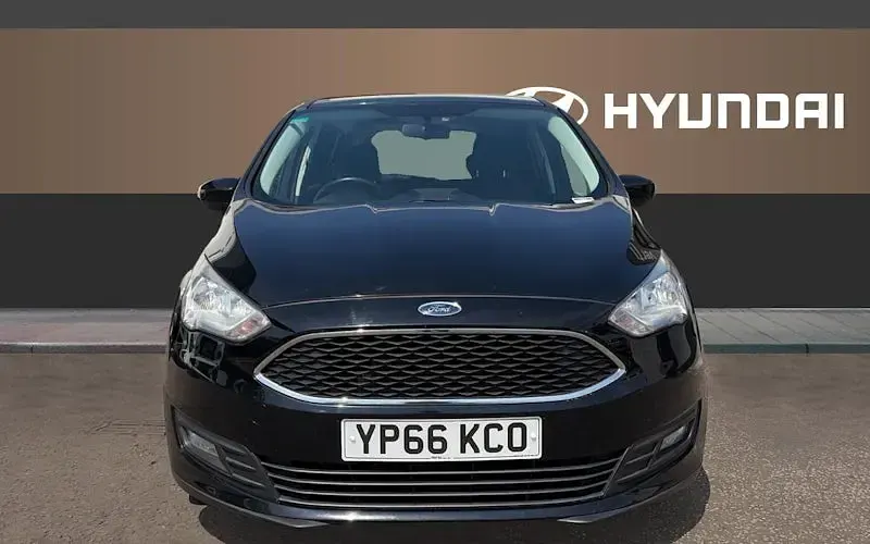 Used Ford Grand C-Max Zetec 120 HP (88 kW) 2019 MPV