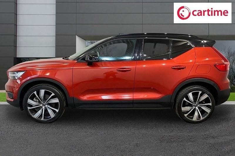 Usado Volvo XC40 Pro 169 kW (231 HP) 2022 Vermelho SUV