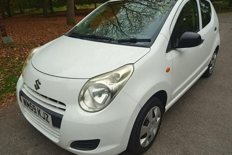 White Used 2010 Suzuki Alto SZ3 Hatchback | £2,495 (Fair price) - Image 1/1
