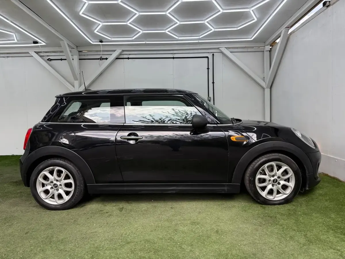 Used Mini Cooper Hatch 136 HP (100 kW) 2015 Black Hatchback