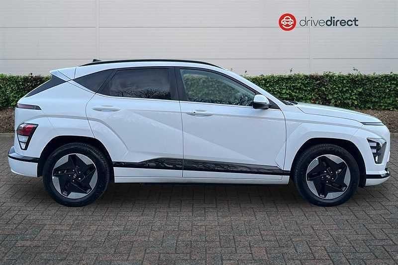 Used Hyundai Kona Advanced 160 kW (218 HP) 2024 White SUV