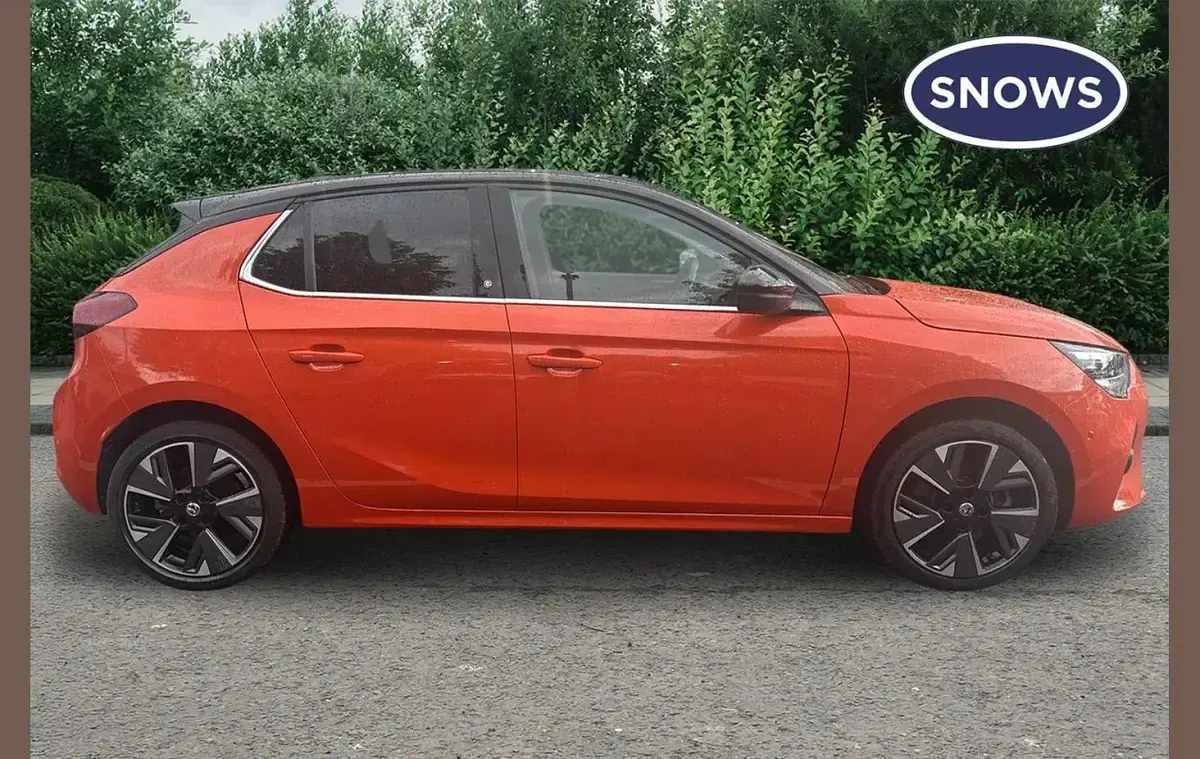 Usado Vauxhall Corsa-e Elite 100 kW (136 HP) 2022 Laranja Citadino