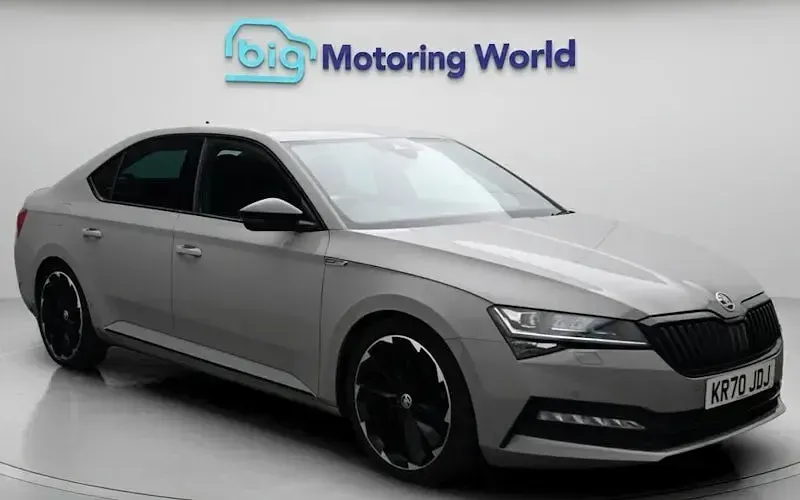 Used Skoda Superb SportlinePlus 190 HP (139 kW) 2023 Hatchback