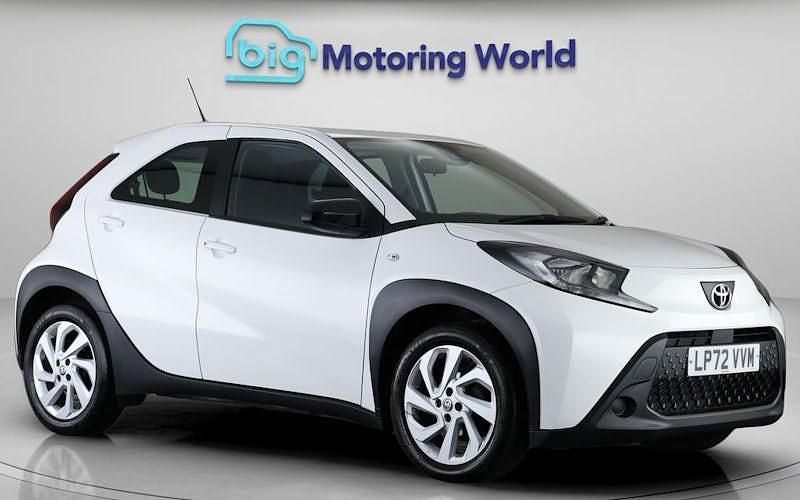 Used Toyota Aygo X PURE 72 HP (52 kW) 2025 SUV