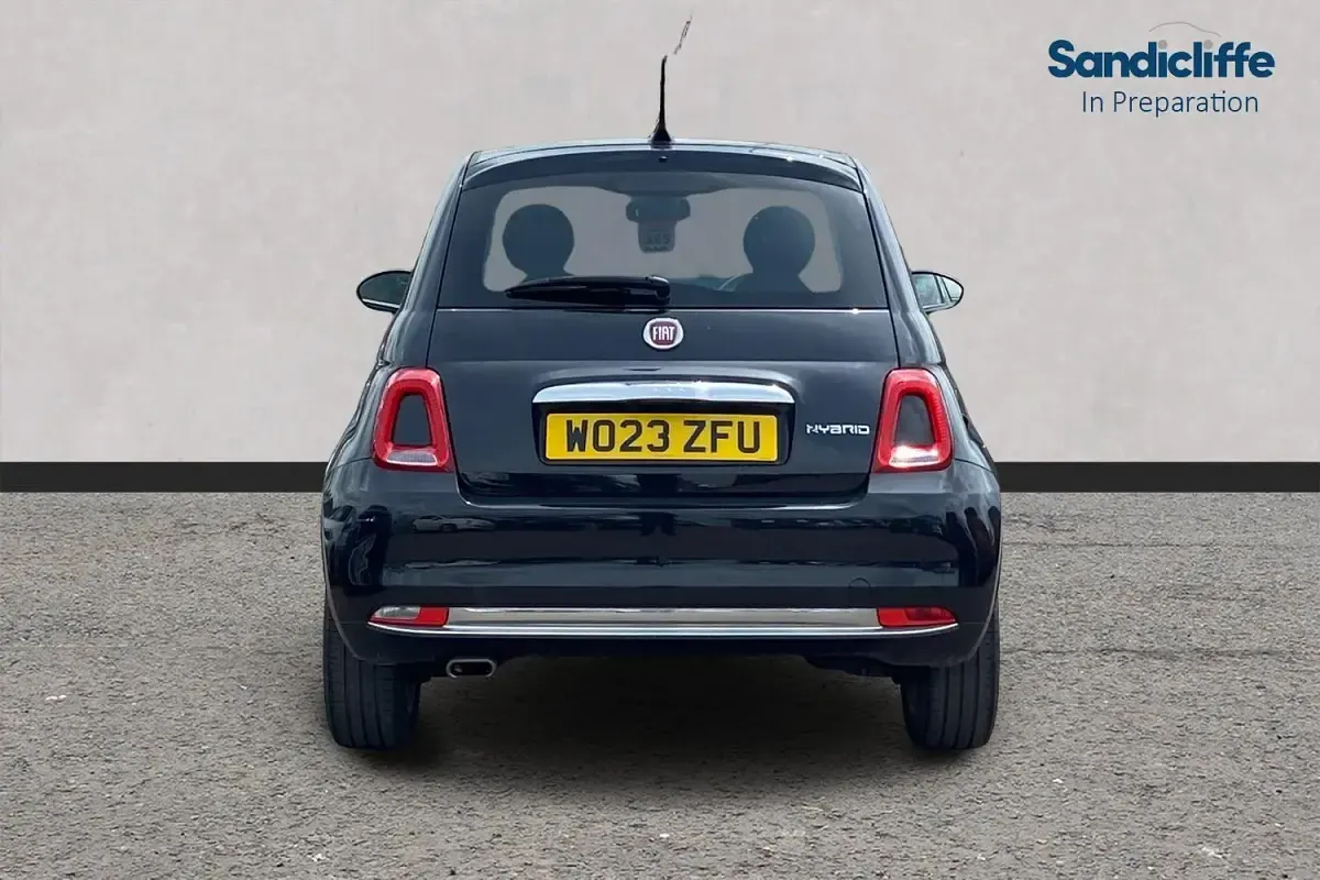 Used Fiat 500 70 HP (51 kW) 2023 Black Hatchback