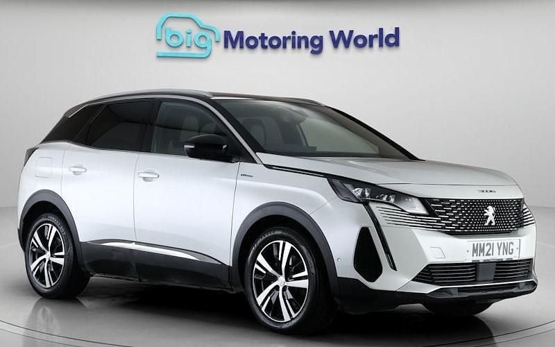 Used Peugeot 3008 Premium 300 HP (220 kW) 2021 White Estate