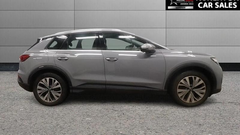 Used Audi Q4 e-tron Sport 125 kW (170 HP) 2022 Grey SUV