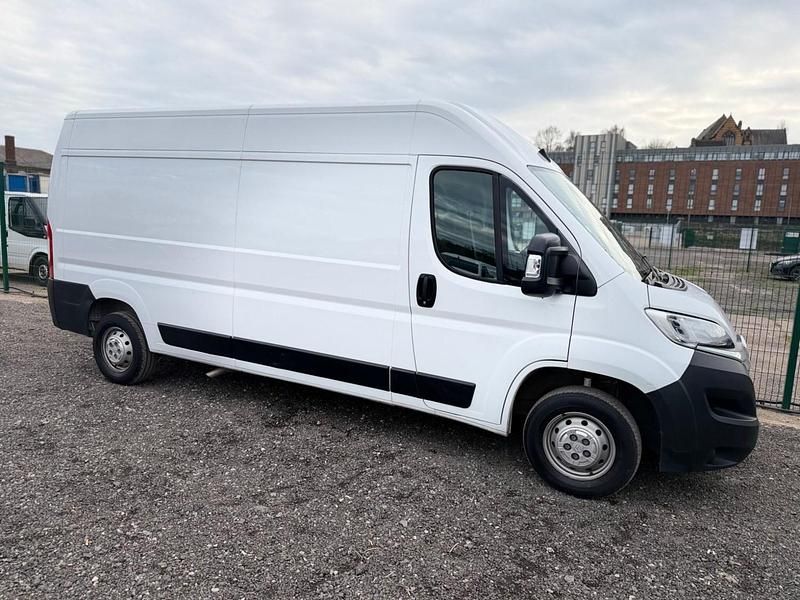 Used Citroën Relay 140 HP (102 kW) 2023 White Van