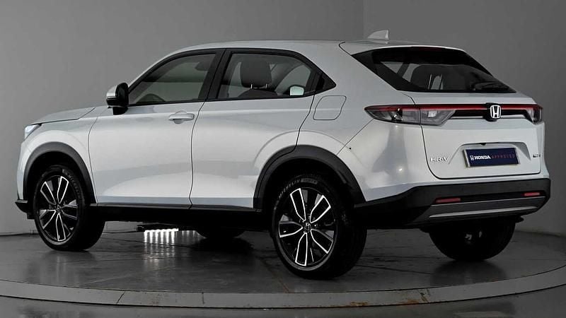 Used Honda HR-V Elegance 131 HP (96 kW) 2024 White SUV