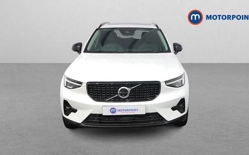 Used Volvo XC40 Ultimate 262 HP (192 kW) 2022 White SUV