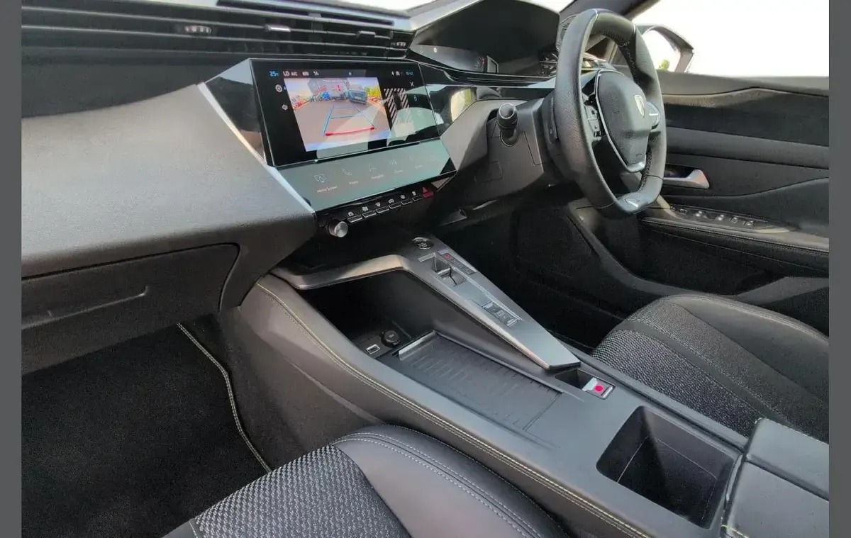 Used Peugeot 308 GTi 134 HP (98 kW) 2025 Grey Estate
