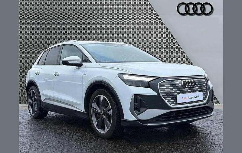 Used Audi Q4 e-tron S-Line 150 kW (204 HP) 2021 White SUV