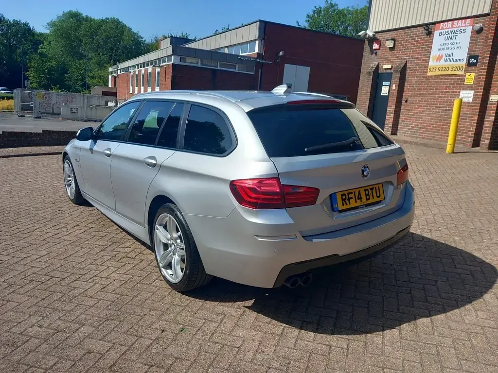 Used BMW 520 M Sport 184 HP (135 kW) 2014 Silver Estate