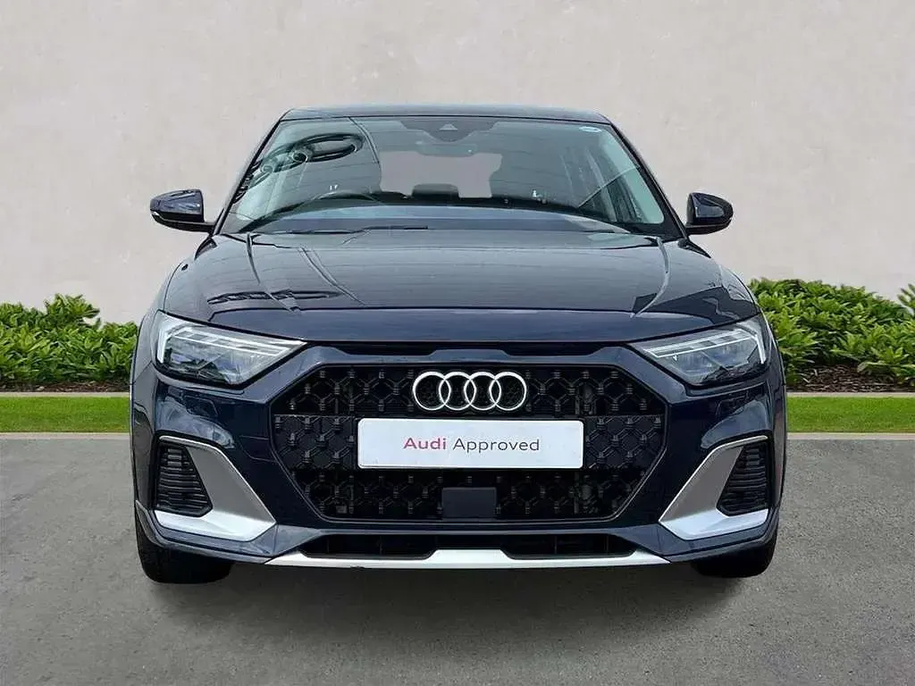 Used Audi A1 Premium 150 HP (110 kW) 2021 Blue SUV