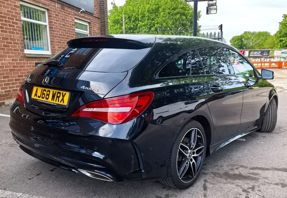 Used Mercedes CLA220 Shooting Brake AMG line 177 HP (130 kW) 2017 Black Estate