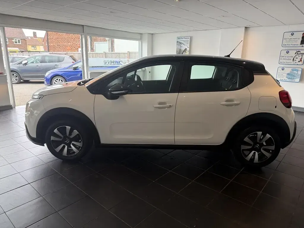 Used Citroën C3 Feel 2018 White Hatchback