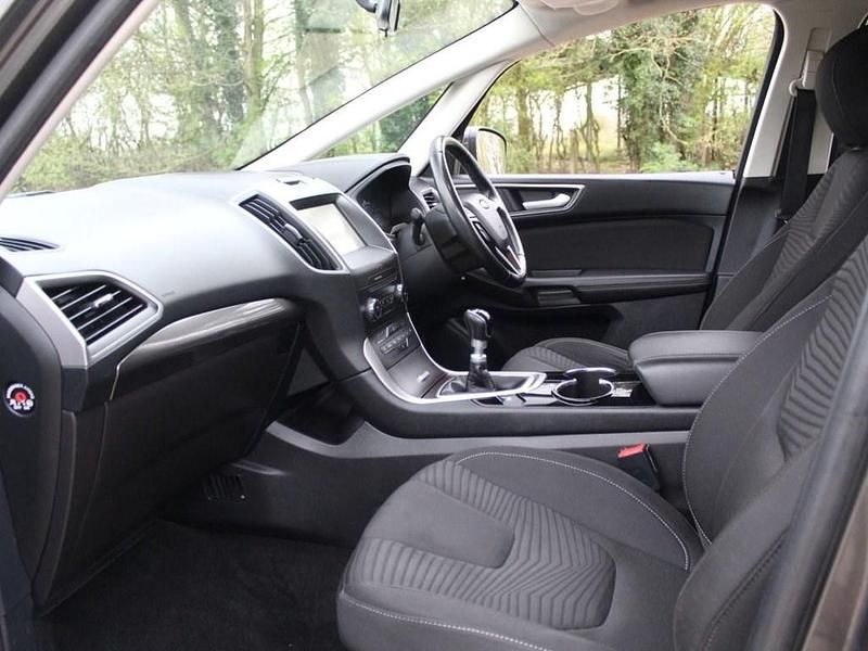 Used Ford S-MAX Zetec 150 HP (110 kW) 2016 Grey MPV