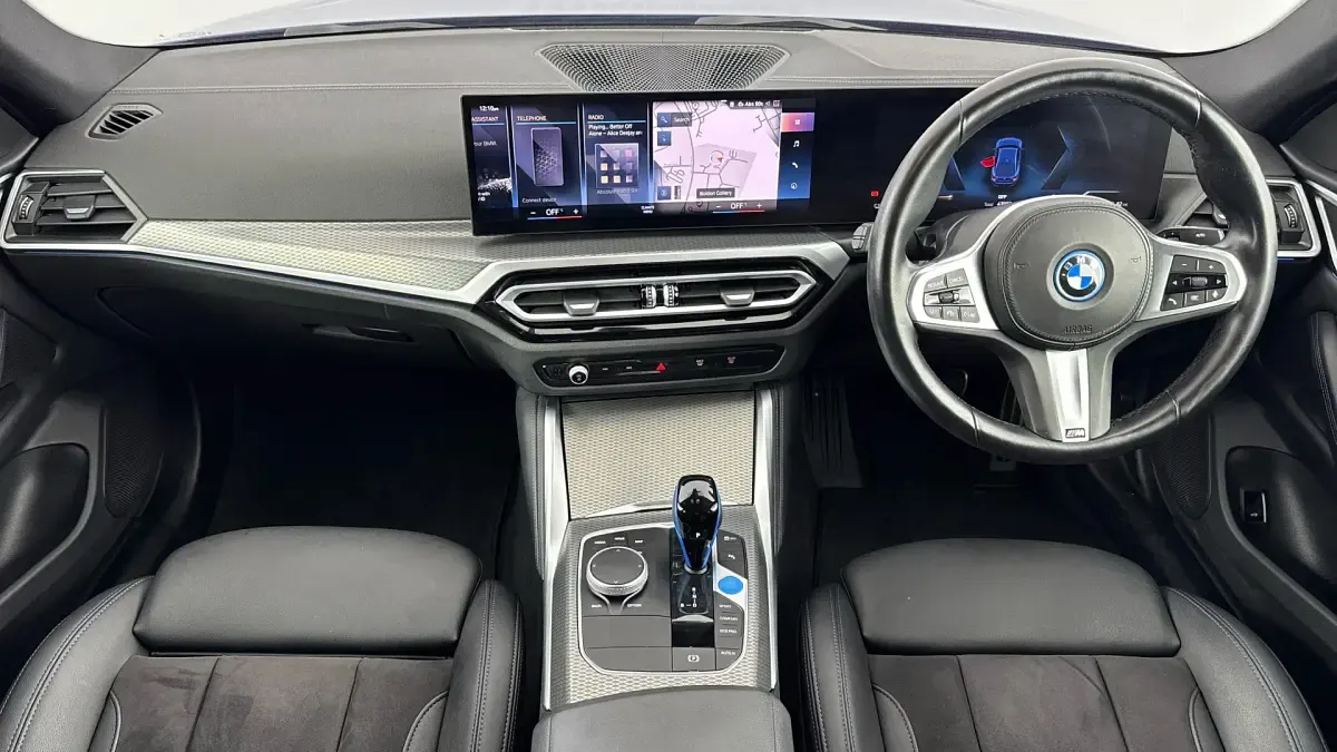 Used BMW i4 Comfort Edition 250 kW (340 HP) 2022 Portimao blue Sedan