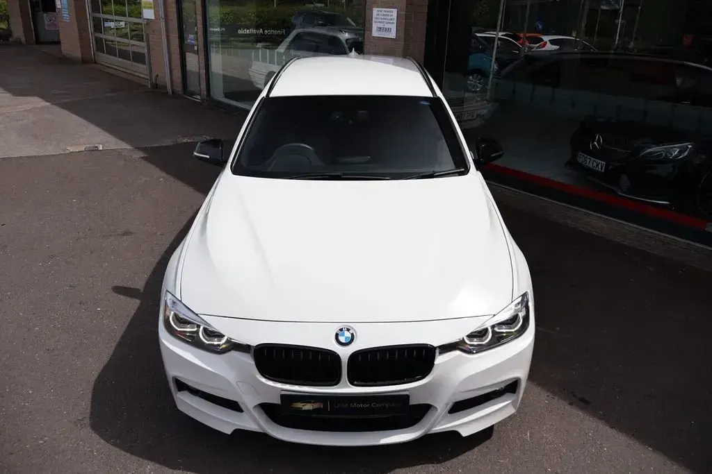 Used BMW 320 M Sport 190 HP (139 kW) 2018 White Estate