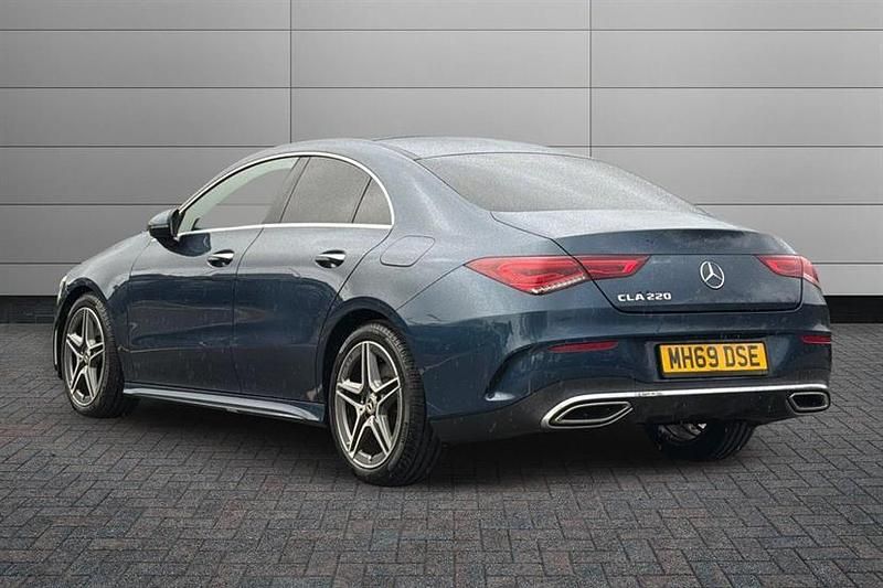 Used Mercedes CLA220 AMG Line Premium Plus 190 HP (139 kW) 2019 Blue Sedan