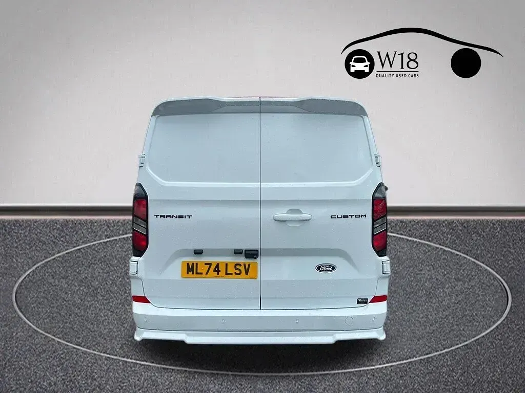 Used Ford Transit Custom Limited 134 HP (98 kW) 2024 White Van