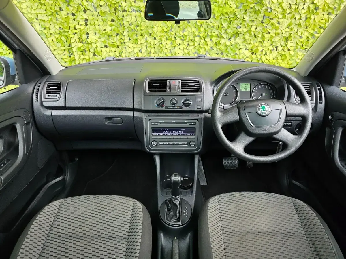 Used Skoda Roomster SE 105 HP (77 kW) 2010 Blue MPV