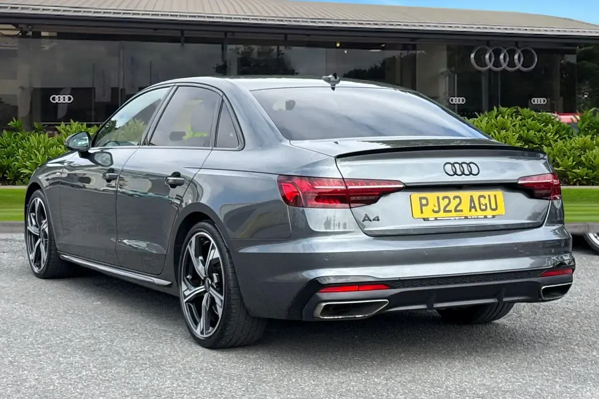 Used Audi A4 Black Edition 150 HP (110 kW) 2022 Grey Sedan