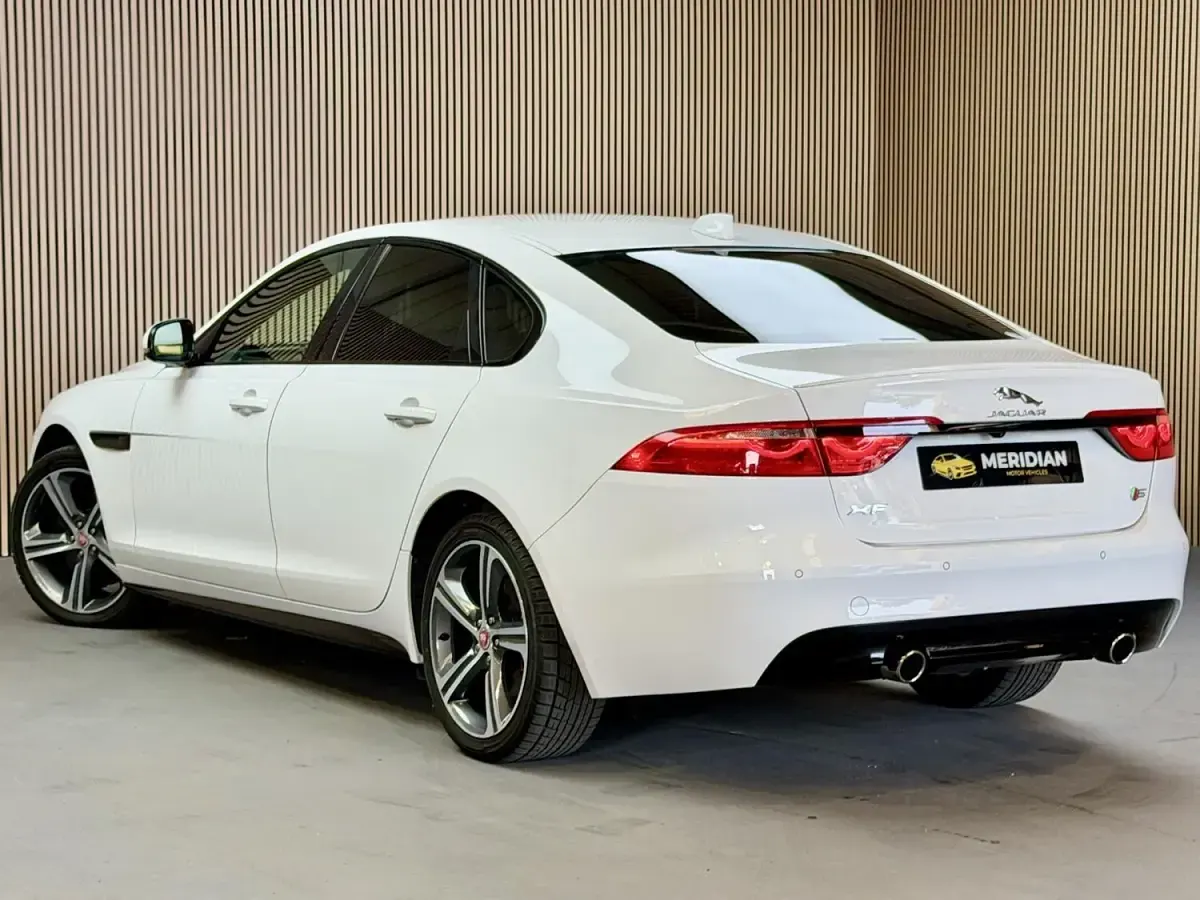 Used Jaguar XF S 380 HP (279 kW) 2016 Sedan