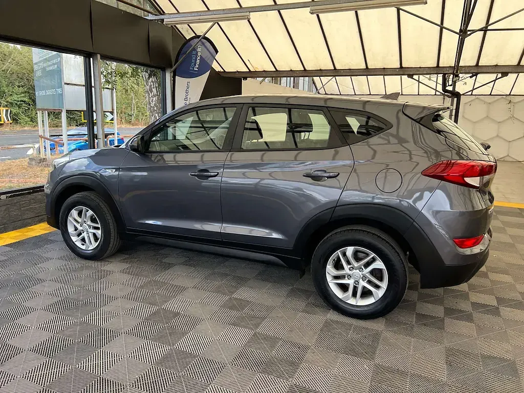 Used Hyundai Tucson 2016 Thunder grey SUV