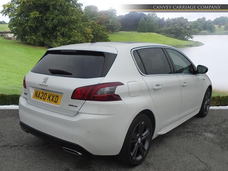 Used Peugeot 308 GT-line 2020 White Hatchback