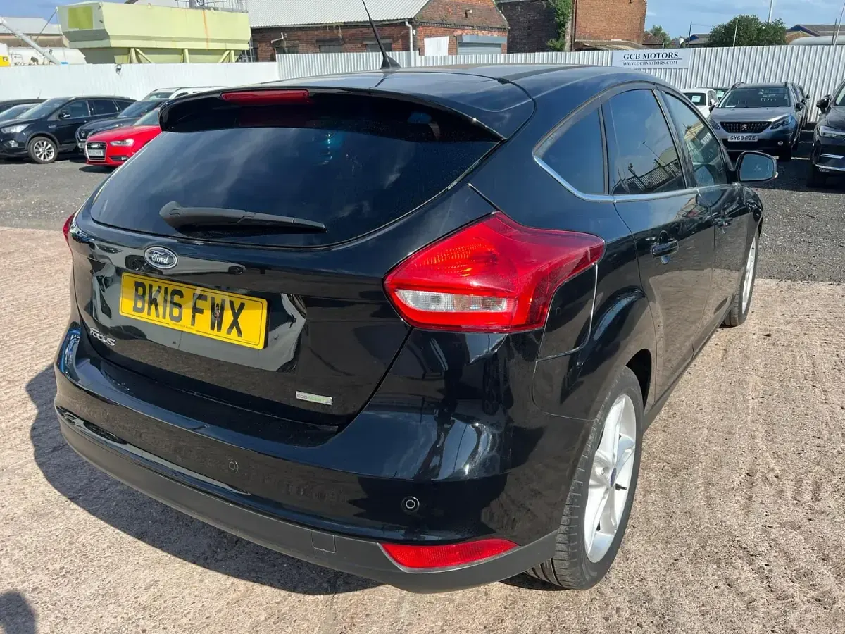 Used Ford Focus Titanium 2016 Black Hatchback