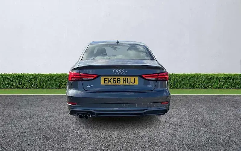 Used Audi A3 S-Line 150 HP (110 kW) 2018 Grey Sedan