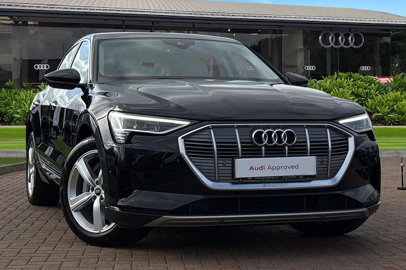 Black Used 2022 Audi e-tron Sportback Advanced SUV | £20,980 (Super price) - Image 1/4