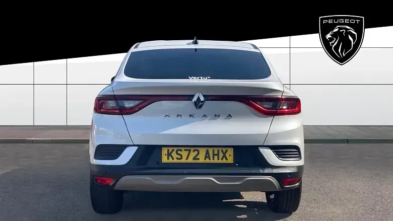 Usado Renault Arkana Techno 140 CV (102 kW) 2022 Blanco SUV