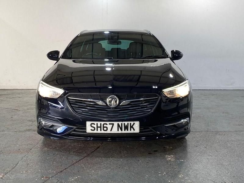 Used Vauxhall Insignia SRi 170 HP (125 kW) 2017 Blue Estate