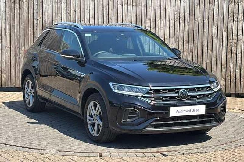 Used 2024 VW T-Roc R-line SUV | £27,199 (Fair price) - Image 1/4