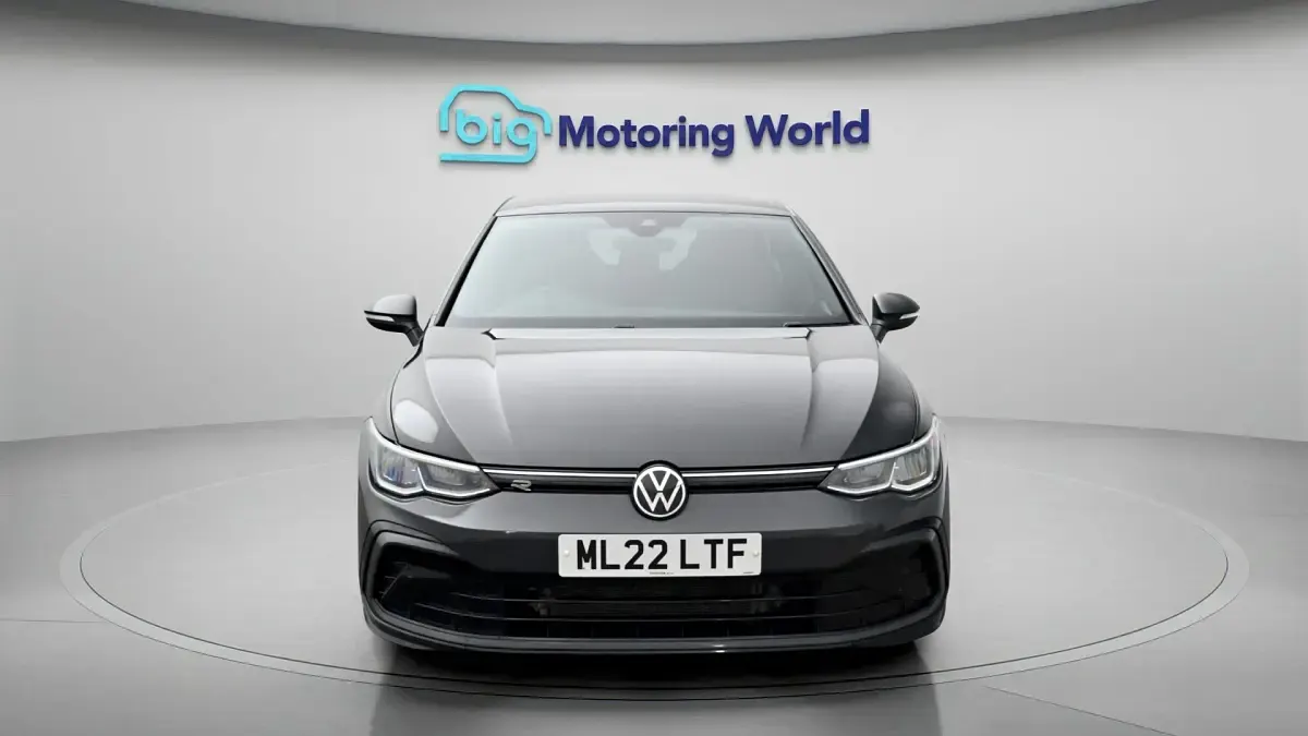 Used VW Golf VIII R-line 148 HP (108 kW) 2022 Grey Hatchback