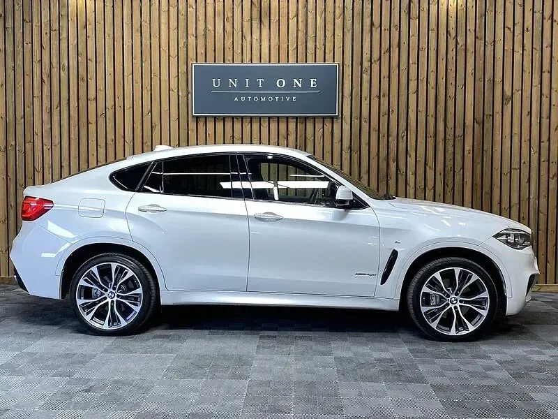 Used BMW X6 M Sport 2018 Mineral white SUV