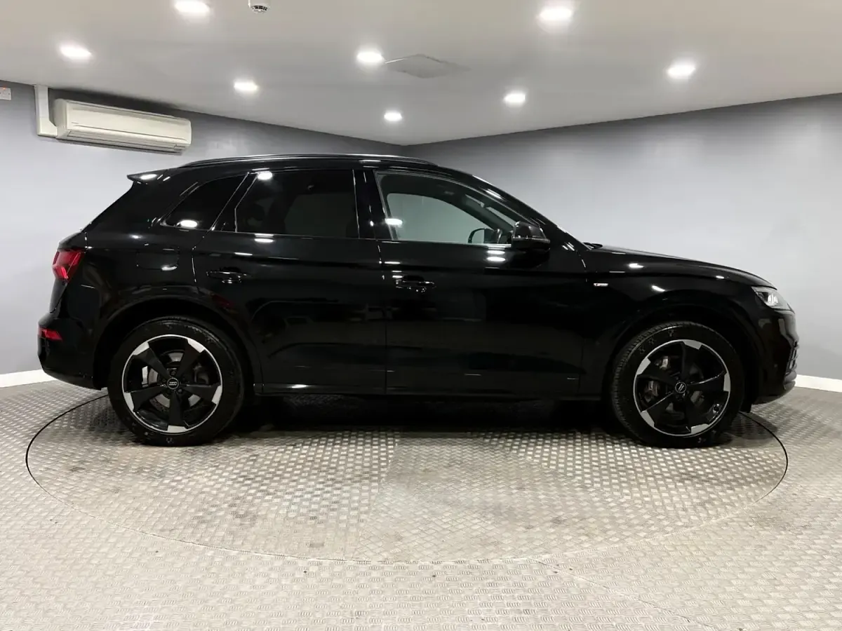 Used Audi Q5 Black Edition 245 HP (180 kW) 2019 Black SUV