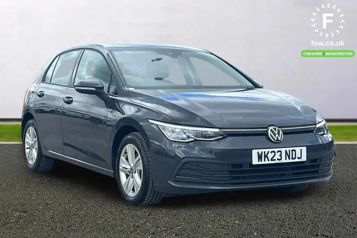 Used VW Golf VIII Life 110 HP (80 kW) 2023 Hatchback