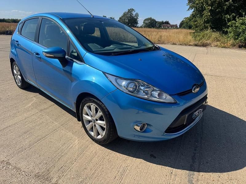 Blue Used 2010 Ford Fiesta Zetec Hatchback | £2,695 (Fair price) - Image 1/4
