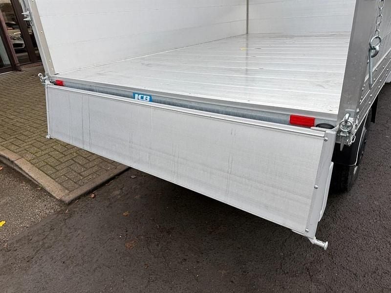 New Renault Master Business 2026 White MPV