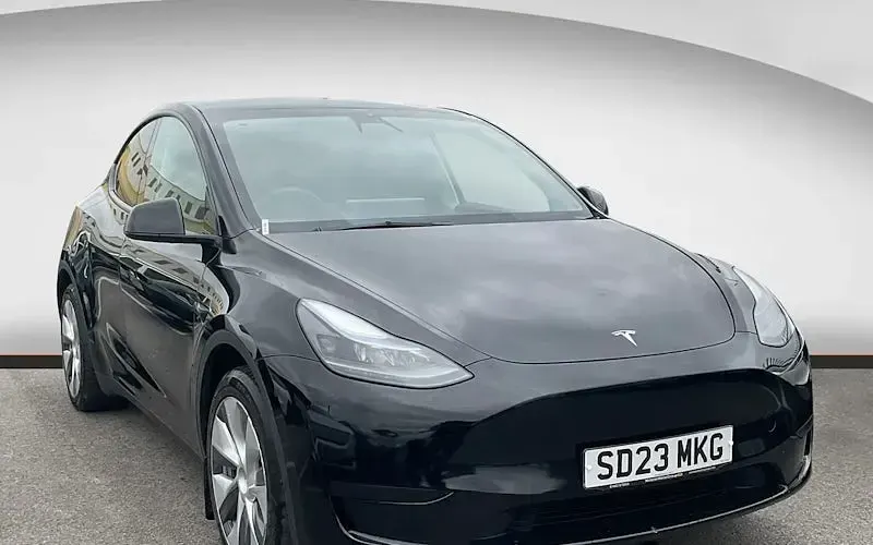 Used Tesla Model Y Standard Range 219 kW (299 HP) 2023 SUV