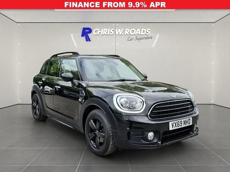 Black Used 2019 Mini Cooper Countryman Classic SUV | £14,750 (Good price) - Image 1/3