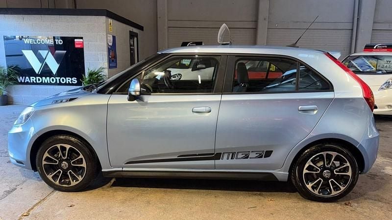 Used MG MG3 2014 Blue Hatchback