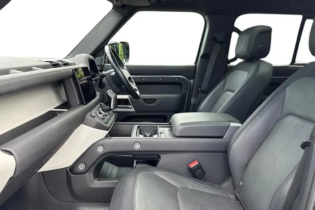 Used Land Rover Defender HSE Dynamic 2023 Grey SUV