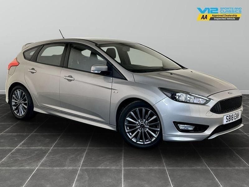 Silver Used 2017 Ford Focus ST-Line Hatchback | £9,495 (Good price) - Image 1/2
